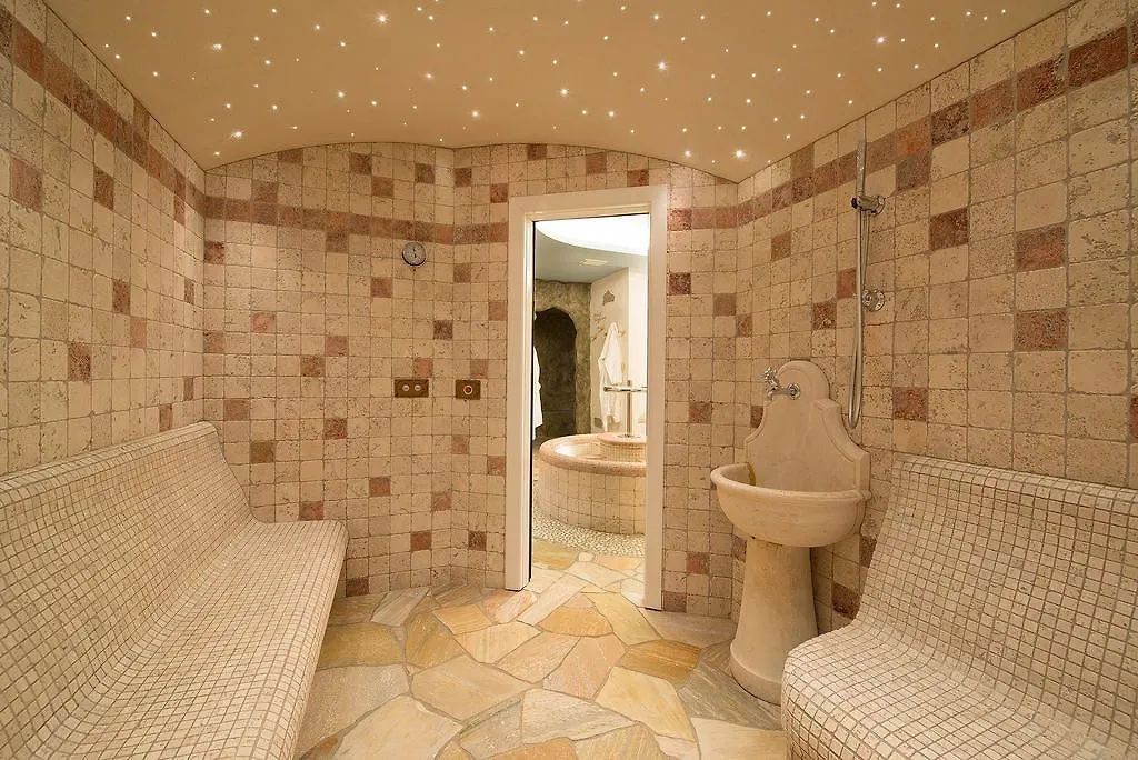 Hotel Crosal Livigno 3*,  Italy