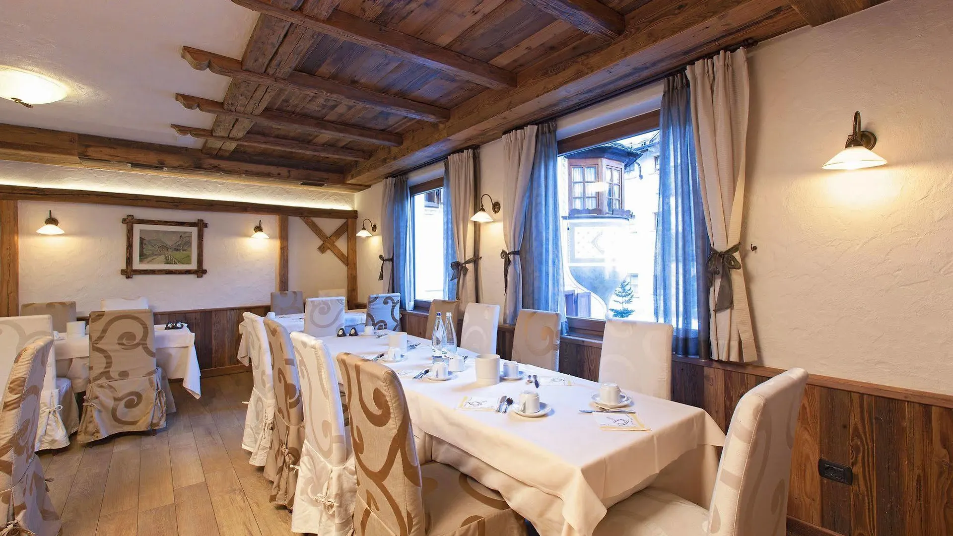 Hotel Crosal Livigno 3*,  Italy