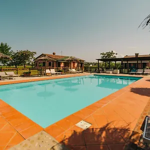  Farm stay Il Laghetto Italy